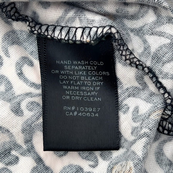 Marc Jacobs Short Sleeve Top Black & Tan Classy Top Paisley Sz Small - Picture 11 of 11